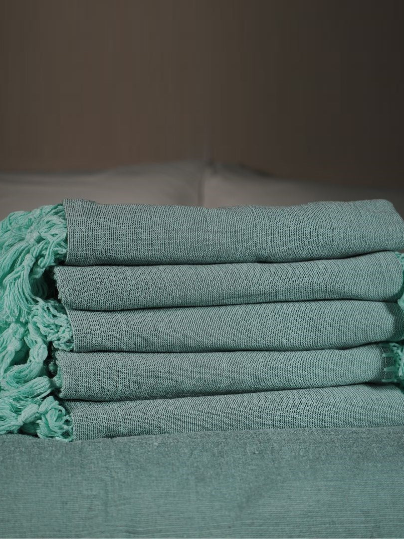 Solids Throw - Mint - Tassel